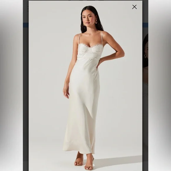 chinese dress ladies Self-Portrait - Champagne Satin Flower Maxi Dress